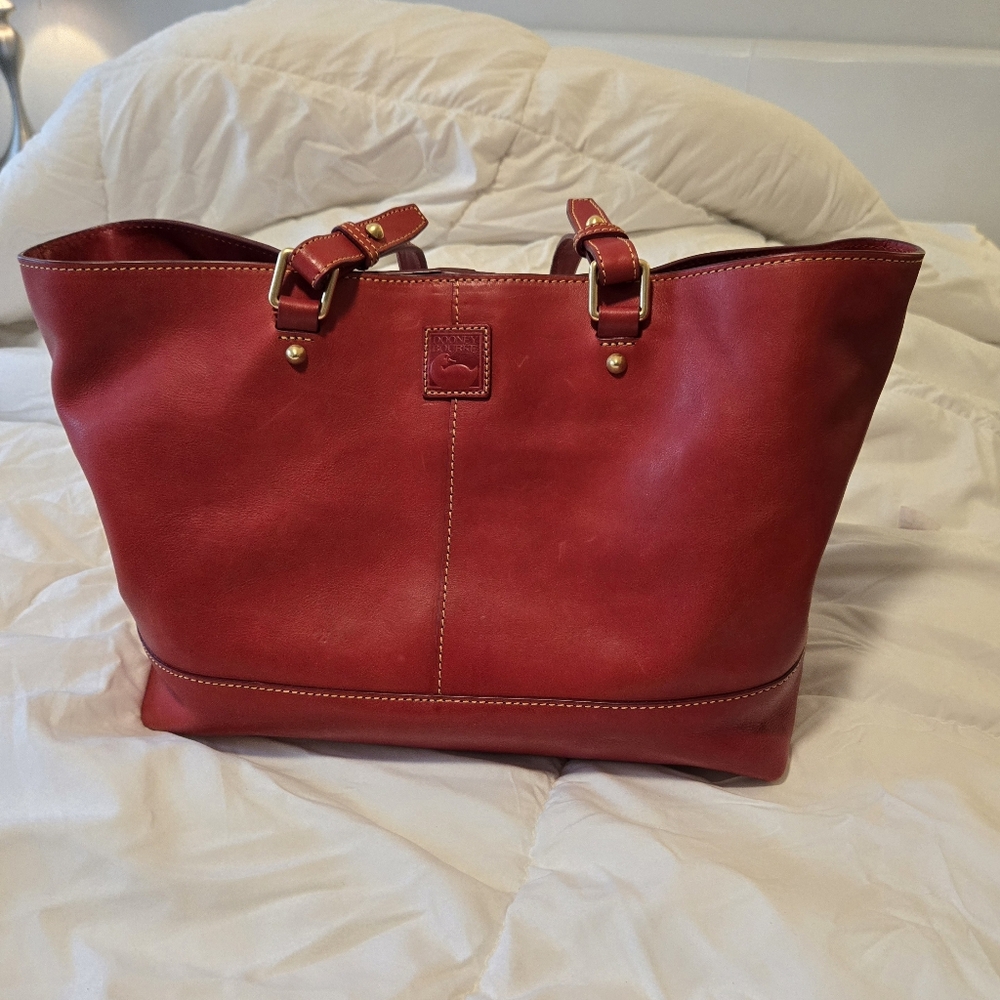 EUC Red Dooney & Bourke East/West Chelsea Tote Bag